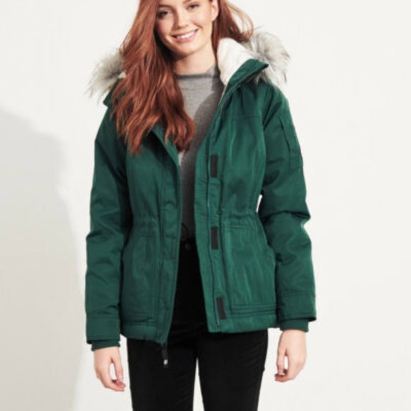 Hollister Green Utility Jacket with Faux Fur Hood - Picture 10 of 12